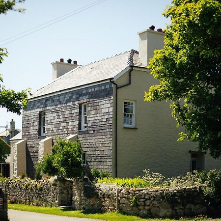 Penrhiw Farm B & B Goodwick Exterior photo