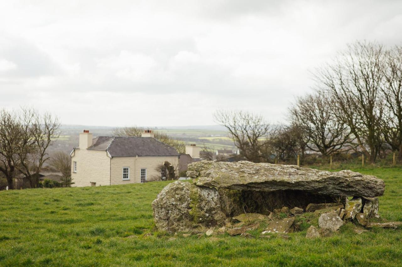 Penrhiw Farm B & B Goodwick Exterior photo