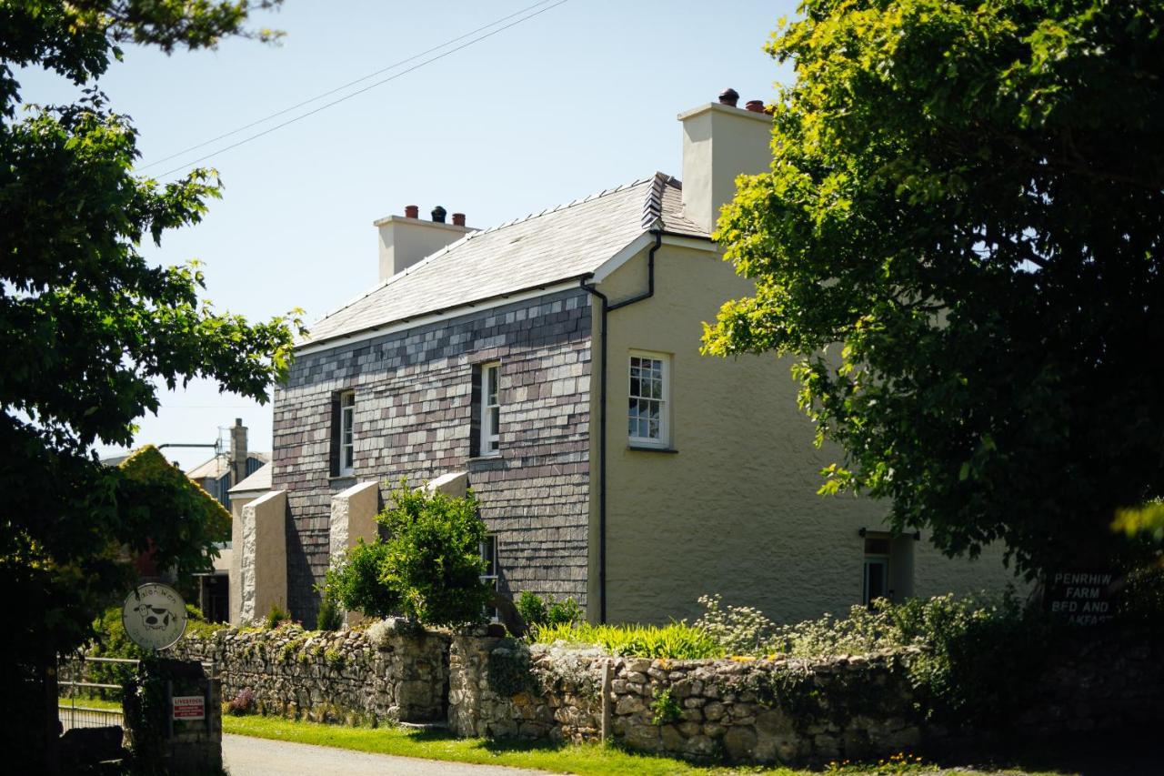 Penrhiw Farm B & B Goodwick Exterior photo